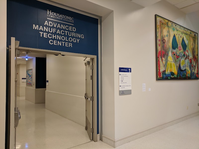 Connecticut State Community College Housatonic campus photo 3