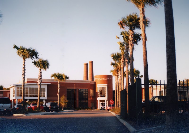 Trident Technical College campus photo 4