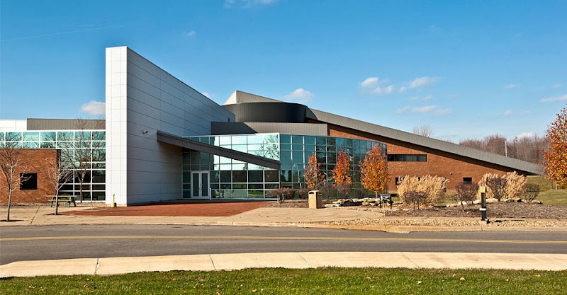 Kent State University at Trumbull campus photo 3