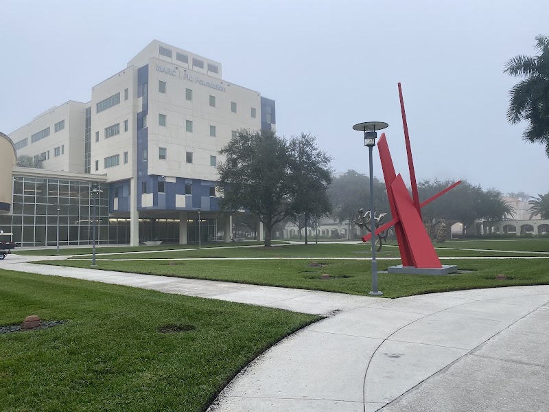 Florida International University campus photo 4