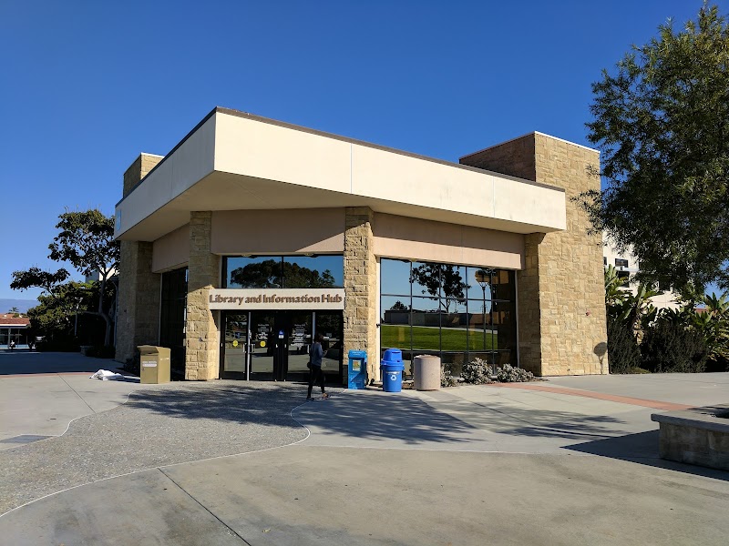MiraCosta College campus photo 5