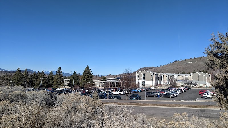 Oregon Institute of Technology campus photo 3