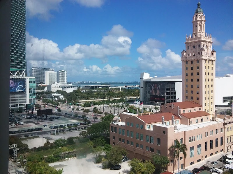 Miami Dade College campus photo 3