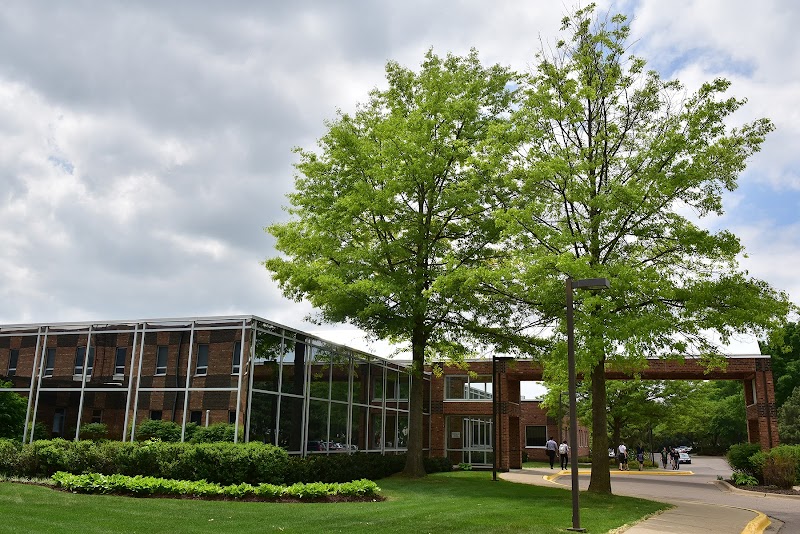 Northwestern Health Sciences University campus photo 2