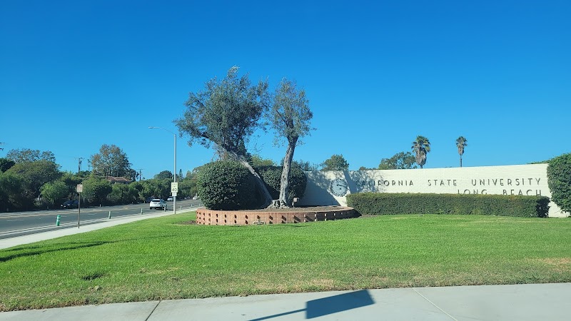 California State University-Long Beach campus photo 4