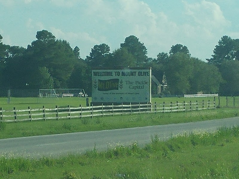 University of Mount Olive campus photo 5