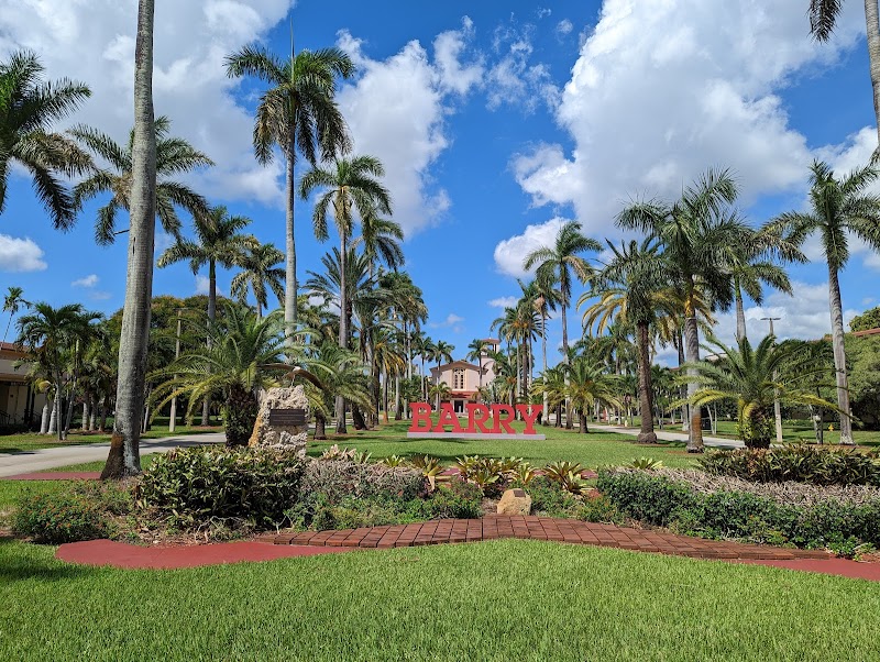 Barry University campus photo 2