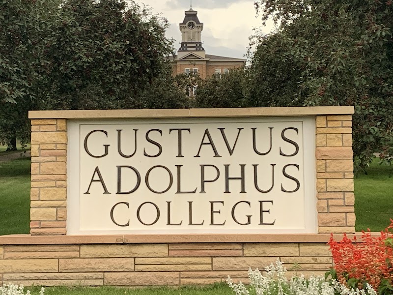 Gustavus Adolphus College campus photo 2