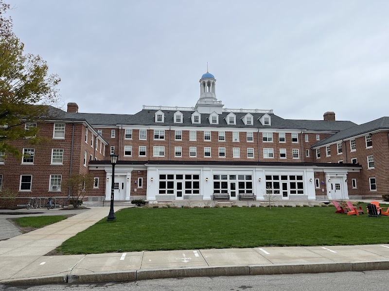 Tufts University campus photo 3