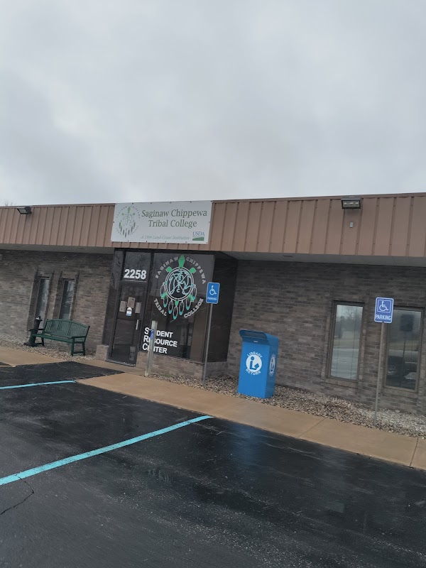 Saginaw Chippewa Tribal College campus photo 2