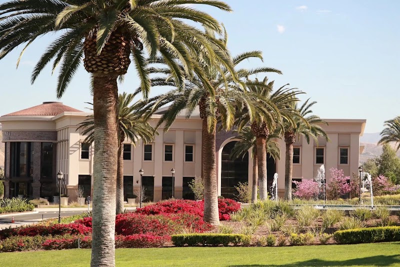 La Sierra University campus photo 4