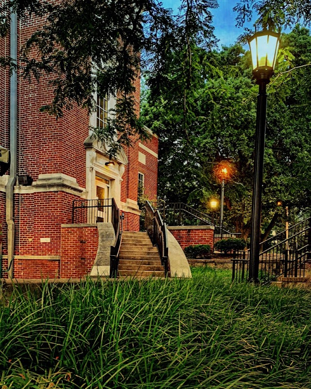 Illinois Wesleyan University campus photo 5