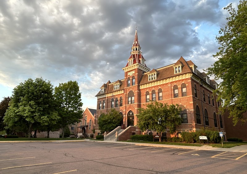 Martin Luther College campus photo 3