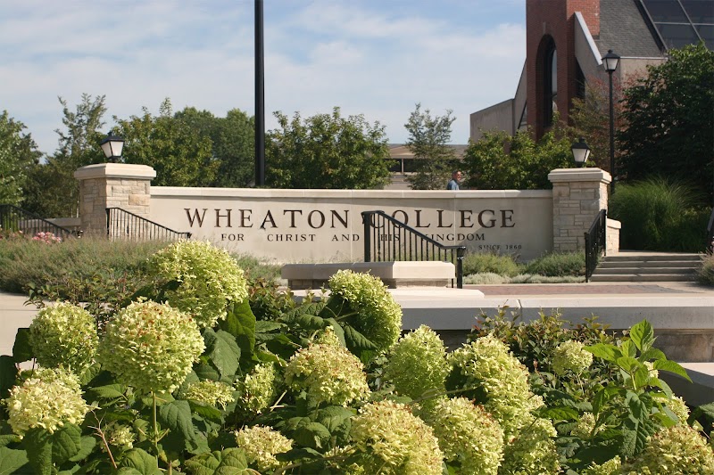 Wheaton College campus photo 5