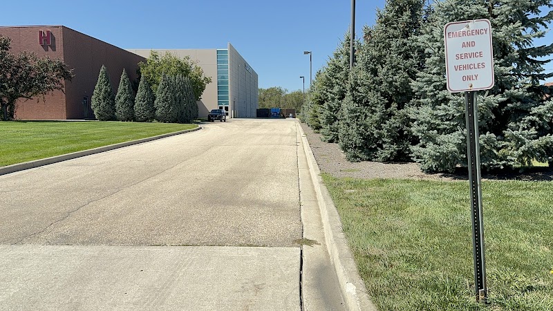 Moraine Valley Community College campus photo 2