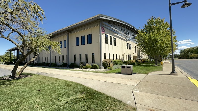 Moraine Valley Community College campus photo 4