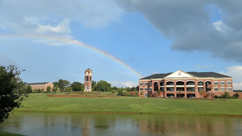 Gardner-Webb University campus photo 2