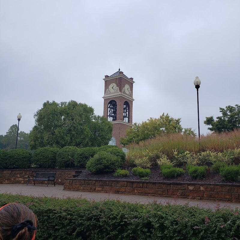 Gardner-Webb University campus photo 4