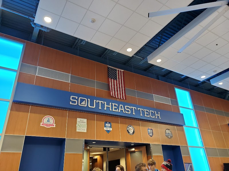 Southeast Technical College campus photo 3