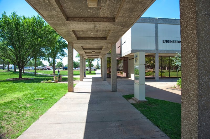 Rose State College campus photo 2