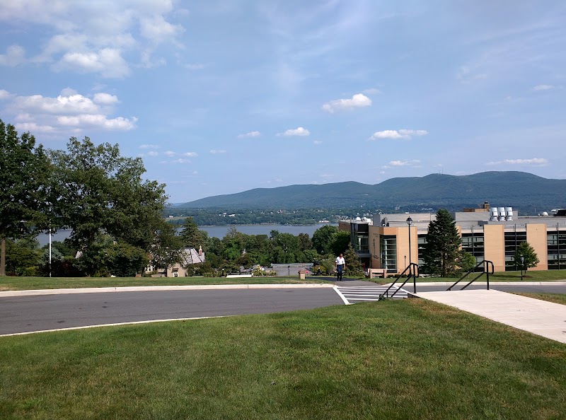 Mount Saint Mary College campus photo 3