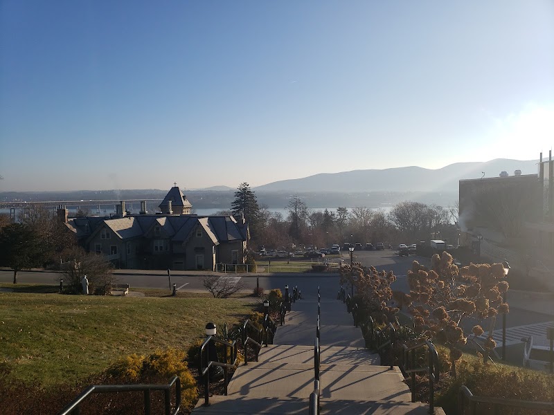 Mount Saint Mary College campus photo 4