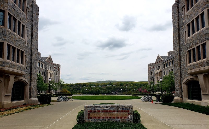 Marist College campus photo 3