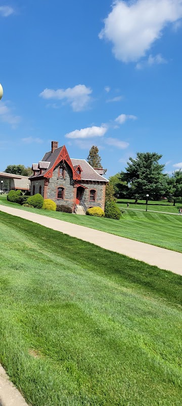 Marist College campus photo 5