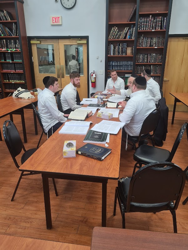Keser Torah-Mayan Hatalmud campus photo 5