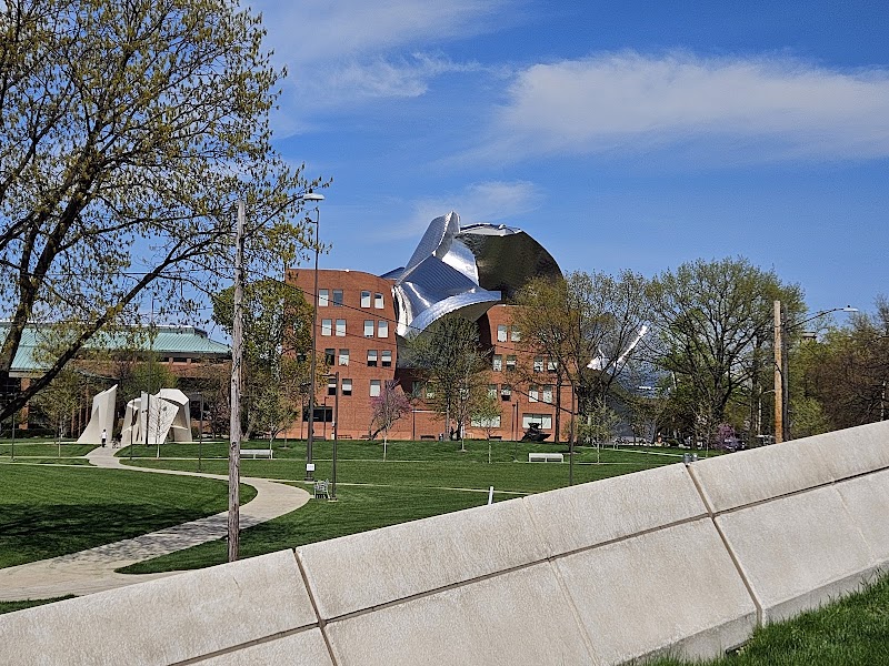 Case Western Reserve University campus photo 3