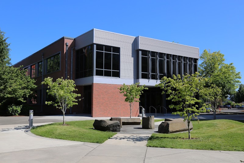 Lower Columbia College campus photo 2