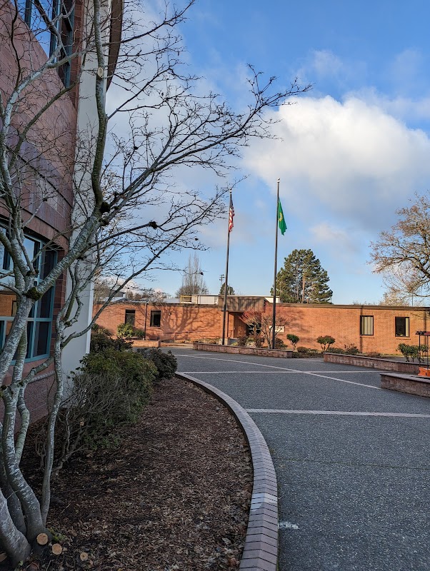 Lower Columbia College campus photo 4