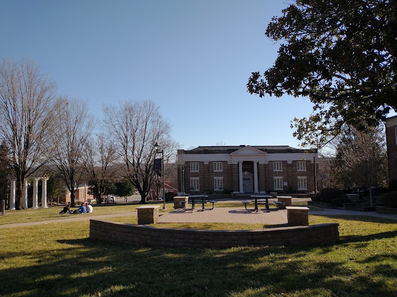 Carson-Newman University campus photo 2