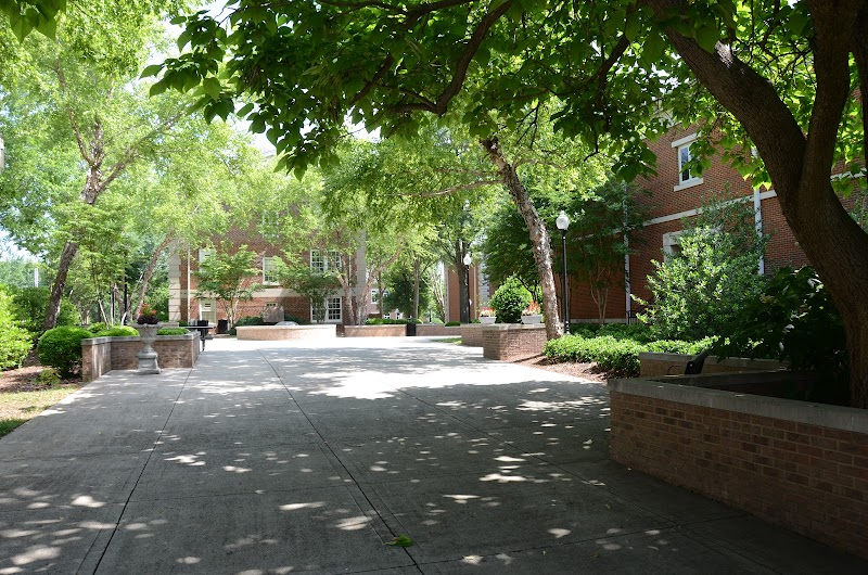 Athens State University campus photo 4