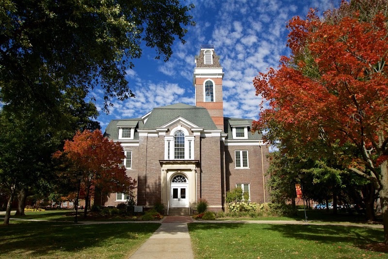 Simpson College campus photo 4