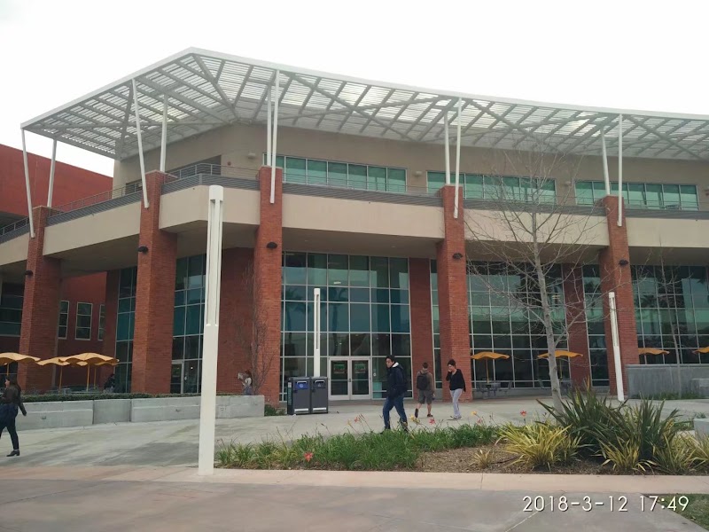 California State University-Los Angeles campus photo 3