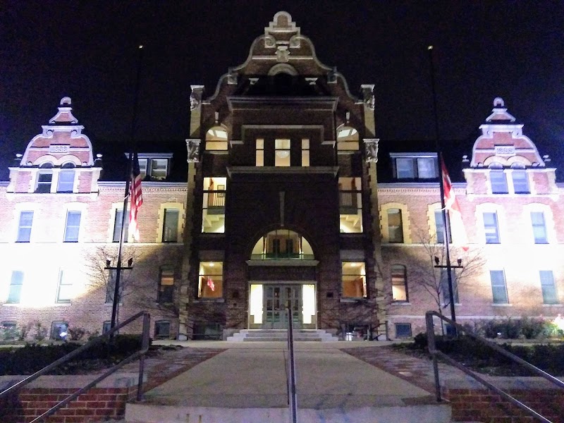 Grand View University campus photo 2