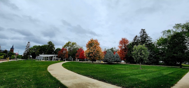 Grand View University campus photo 3