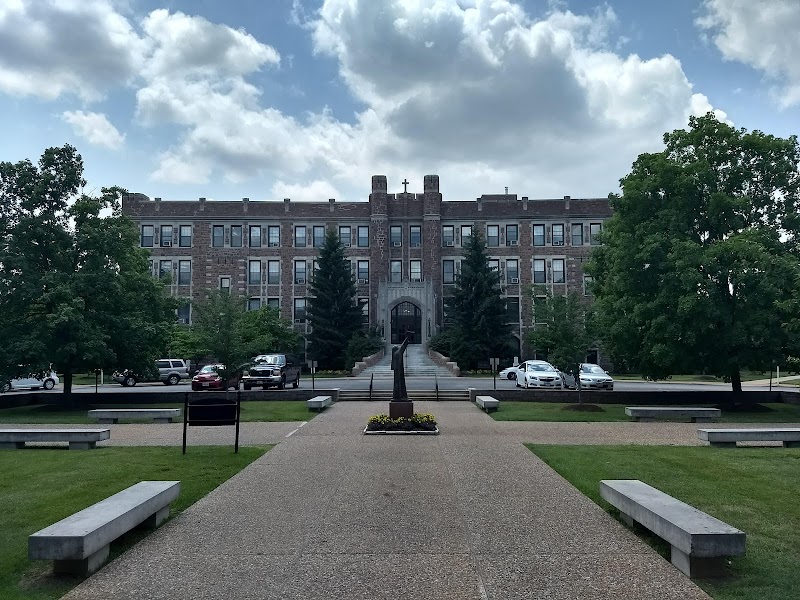Fontbonne University campus photo 2