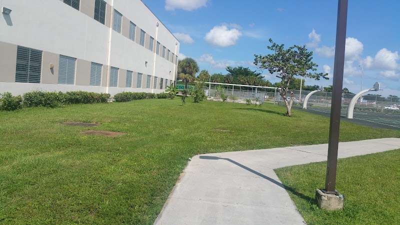 Miami Lakes Educational Center and Technical College - campus photo 4