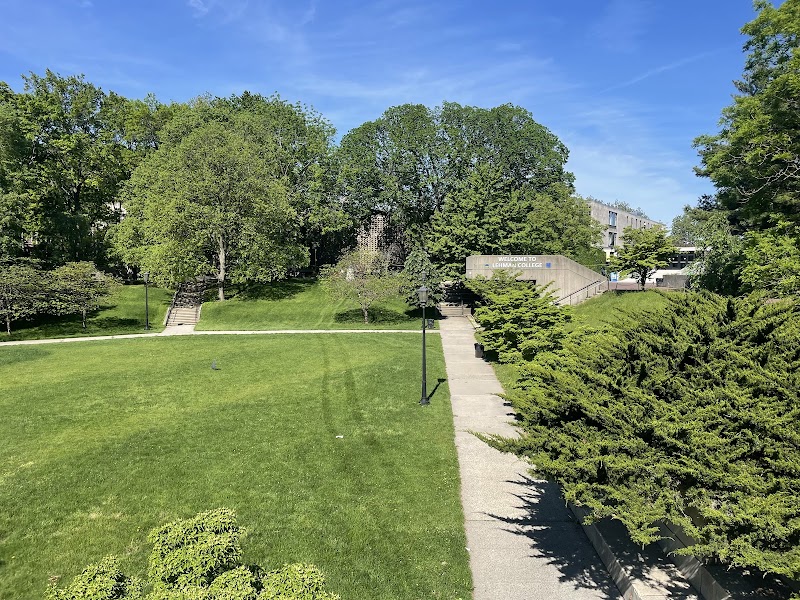 CUNY Lehman College campus photo 4