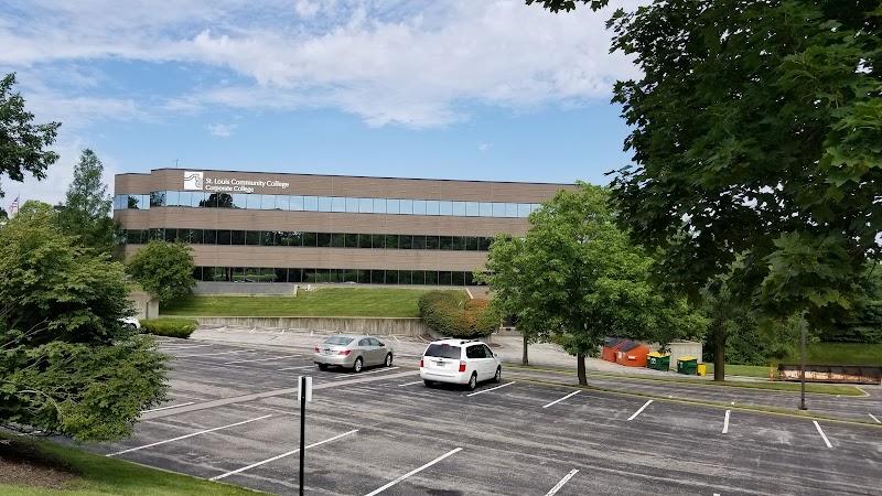 Saint Louis Community College campus photo 2