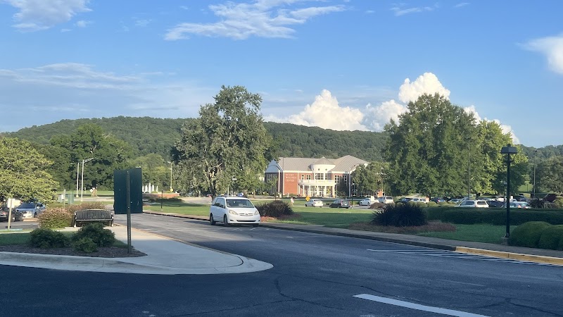 Southern Adventist University campus photo 3
