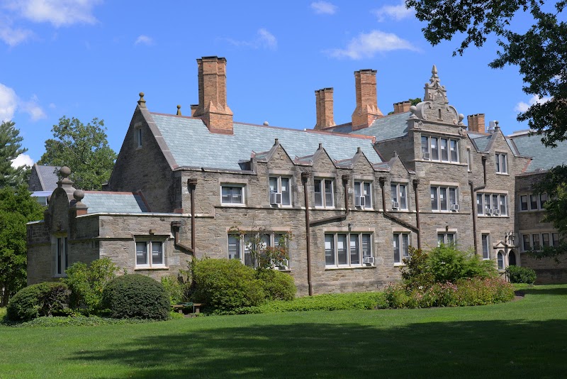 Bryn Mawr College campus photo 5