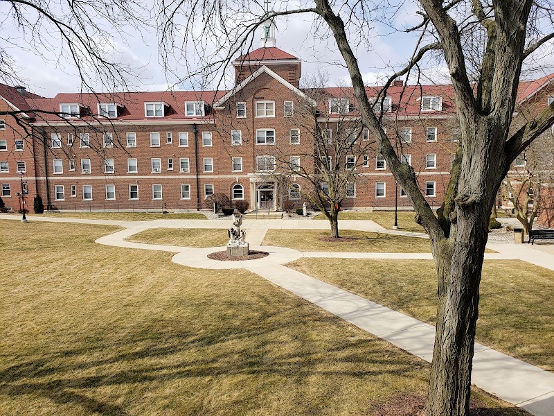 Siena Heights University campus photo 2