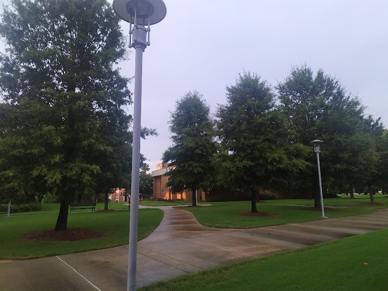 Auburn University at Montgomery campus photo 3