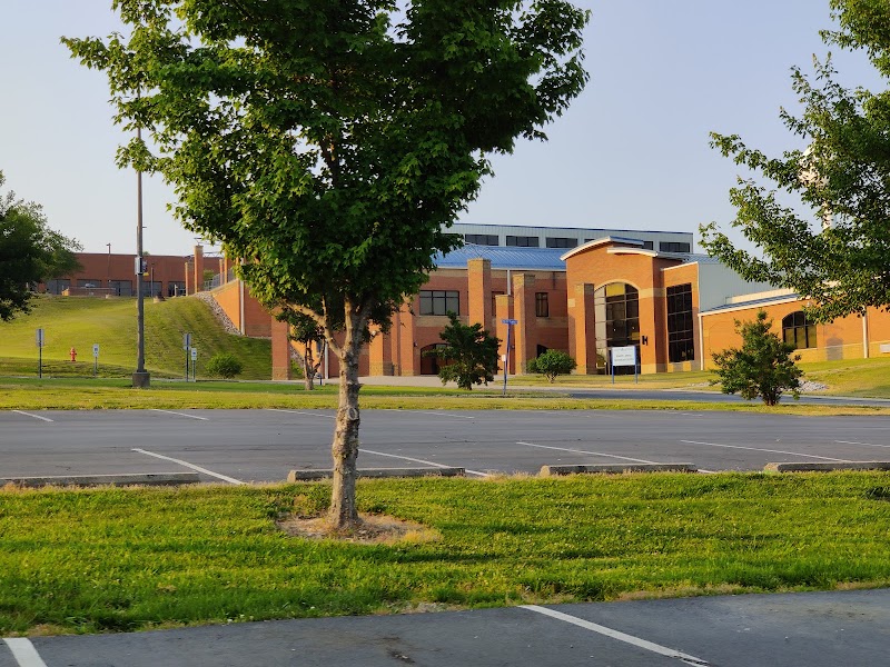 Southeastern Illinois College campus photo 2