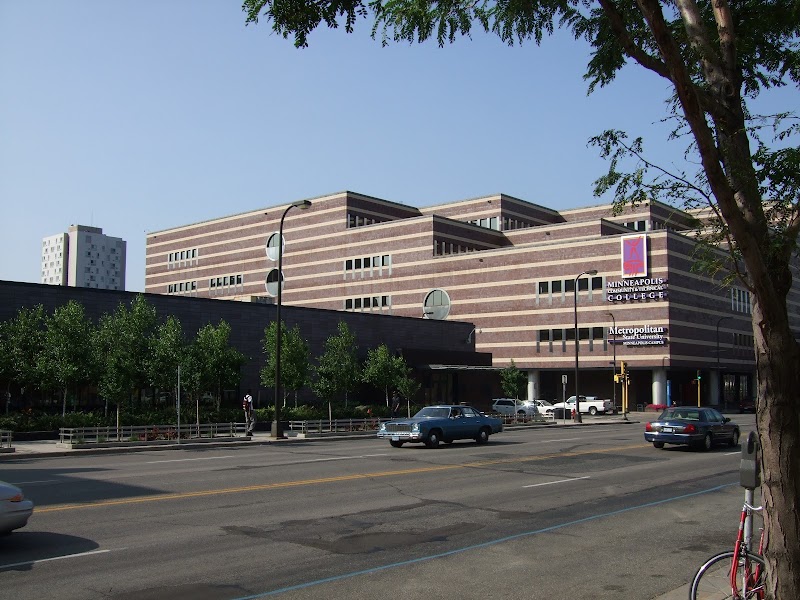 Metropolitan State University campus photo 4