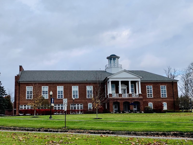 Thiel College campus photo 5