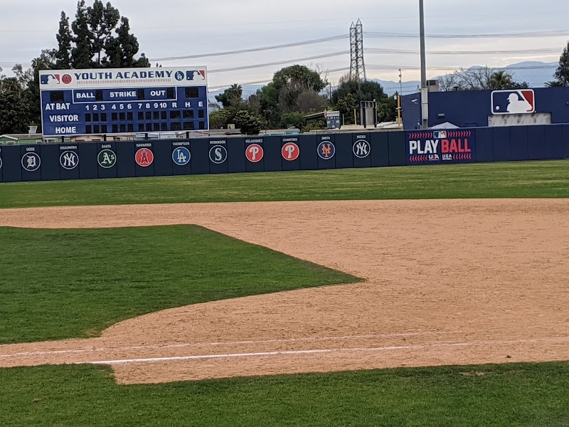 Compton College campus photo 5